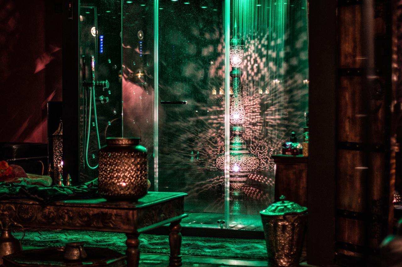 Bijou Hotel / Love And Romance Kallnach Quarto foto